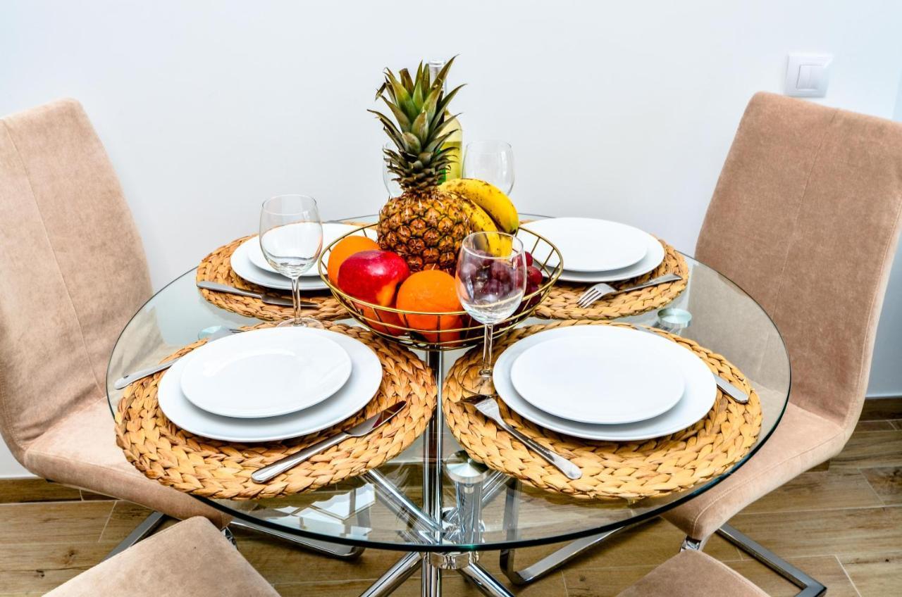 1 Bedroom Apartment Sea View In Center Of Marbella! Eksteriør billede